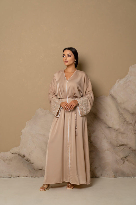 Pearl Detail Abaya – Elegant Beauty